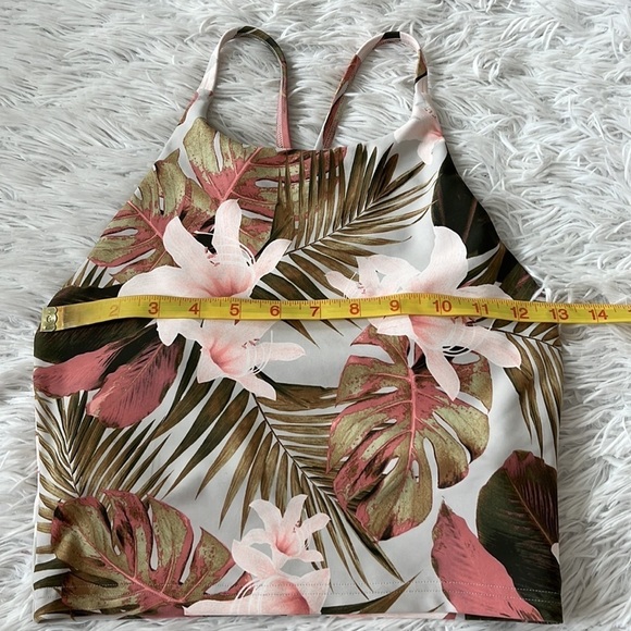 Old Navy Active Women’s powersoft floral tank top size Small - Picture 3 of 10